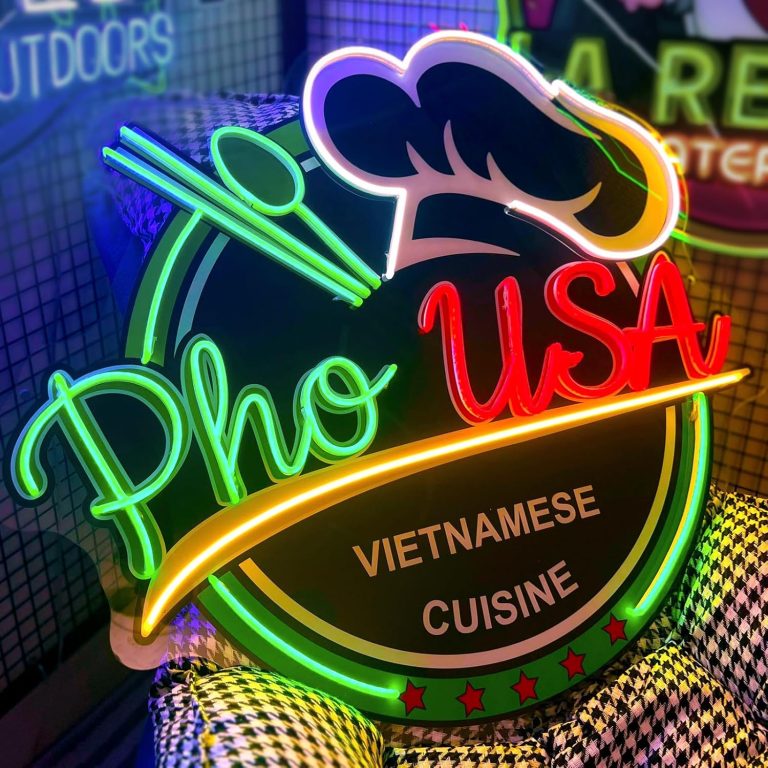 Click to view full screen LET'S PLAY LED Neon Sign photo review